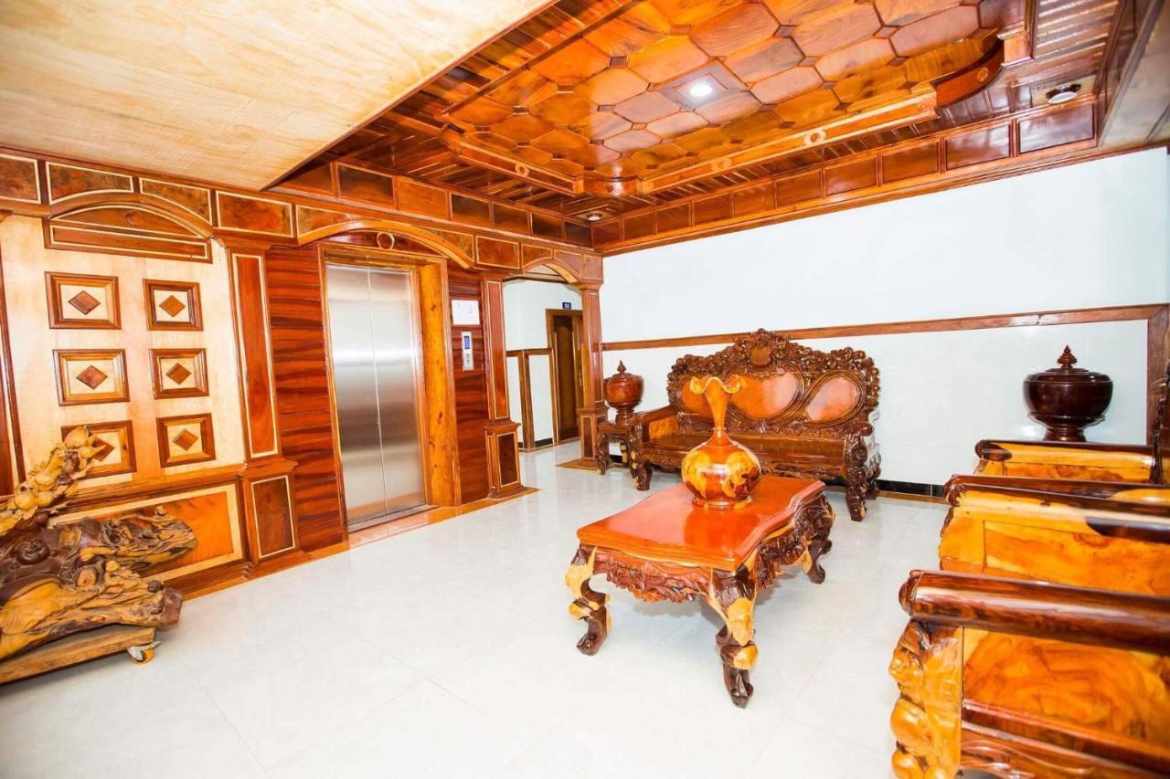 Ly Meng Hotel Battambang Exterior foto